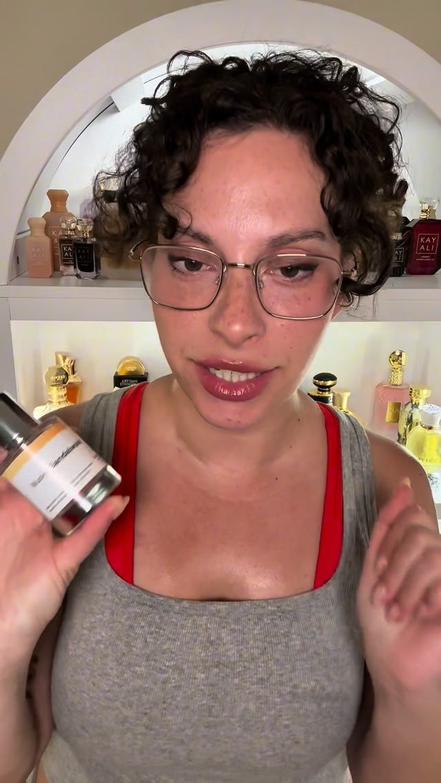 Dossier is dropping some of their best scents yet!! I can’t wait for yall to try them @dossierperfumes #dossierpartner #dossier