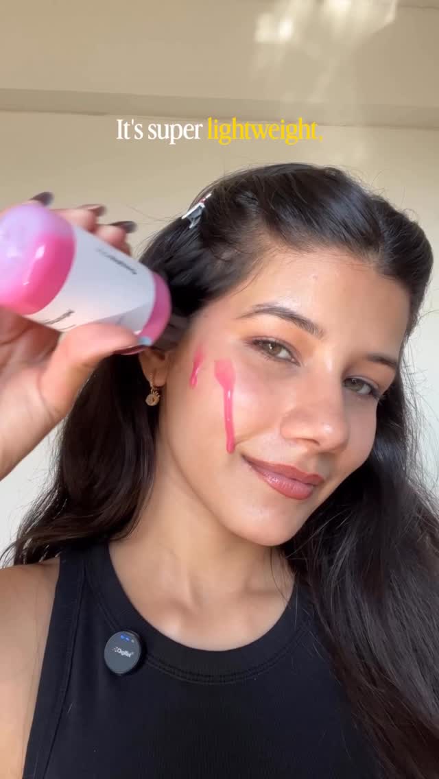 @beminimalist__ Vit B12 toner doing its magic 🪄 

#Ad #beminimalist #minimalistcreators