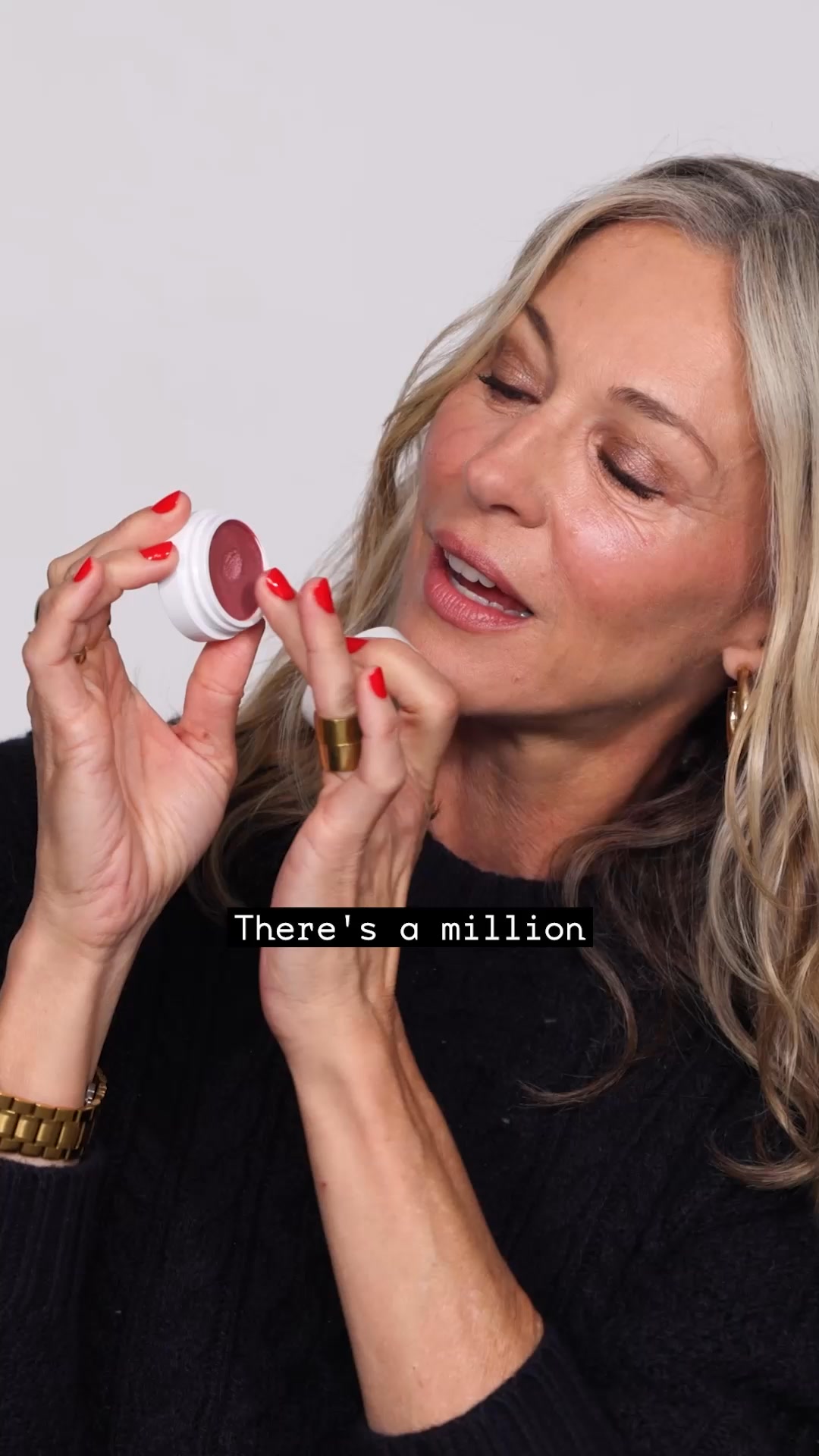 Miracle Balm is the easiest way to bring color back to your skin without covering it up. It melts into your skin for that fresh, hydrated flush—never patchy, never powdery.