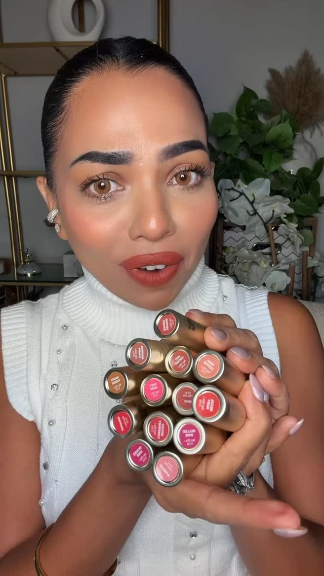 @nykaacosmetics really said brown girls first 💋🤎
Chai is that everyday shade I am loving on me, plus it stays on for up to 16 hours!!

Safe to say, this one’s Kripa approved😙

#NykaaCosmetics #16HourLongwear #MatteToLast