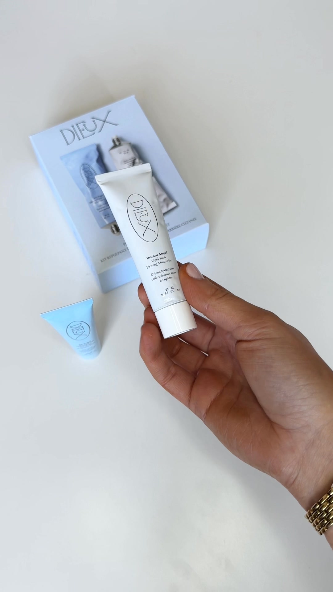 Meet the Plump & Barrier Boost Kit. 1 trial-friendly set of our 2 cult-favorite moisturizers for visibly plump, firm, hydrated skin.