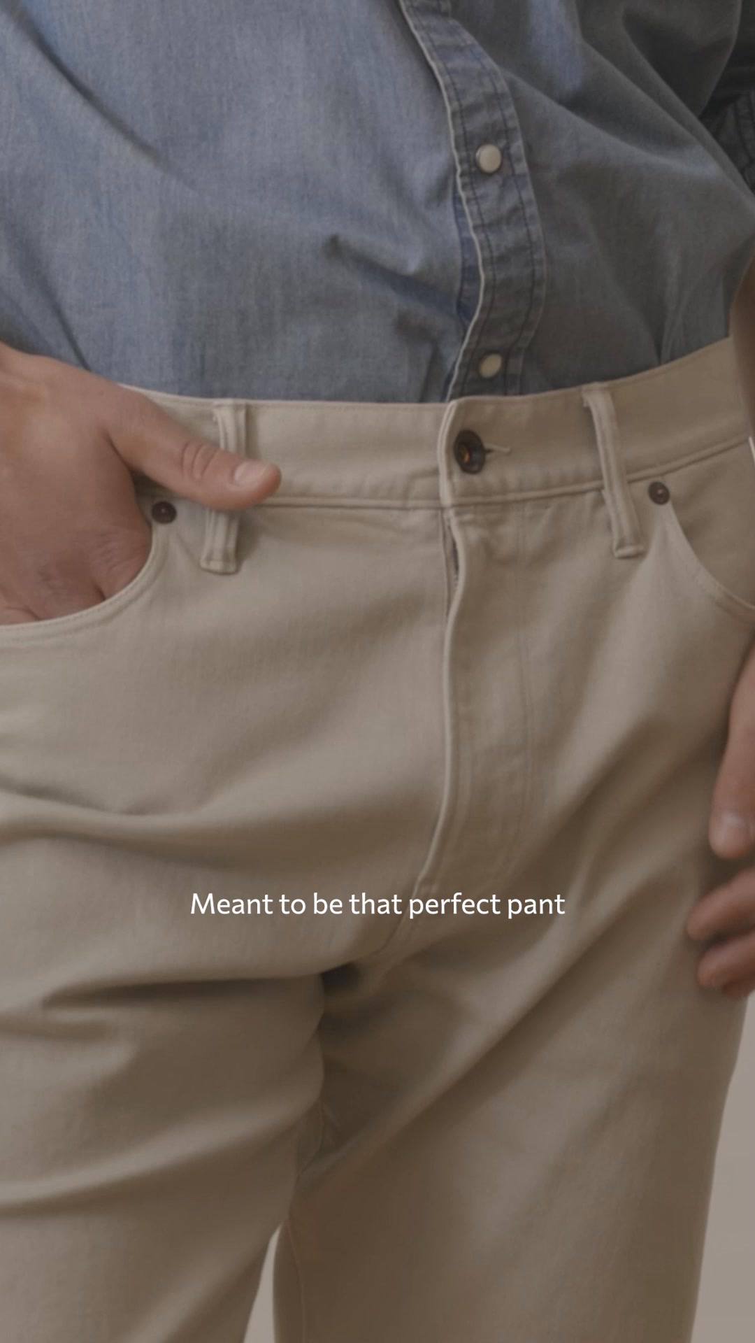 The pants you’ll reach for instead of jeans. Our best-selling 5-Pocket Chino is a modern hybrid that merges the best features of your favorite denim and your trusty chinos into one truly perfect pair of pants.