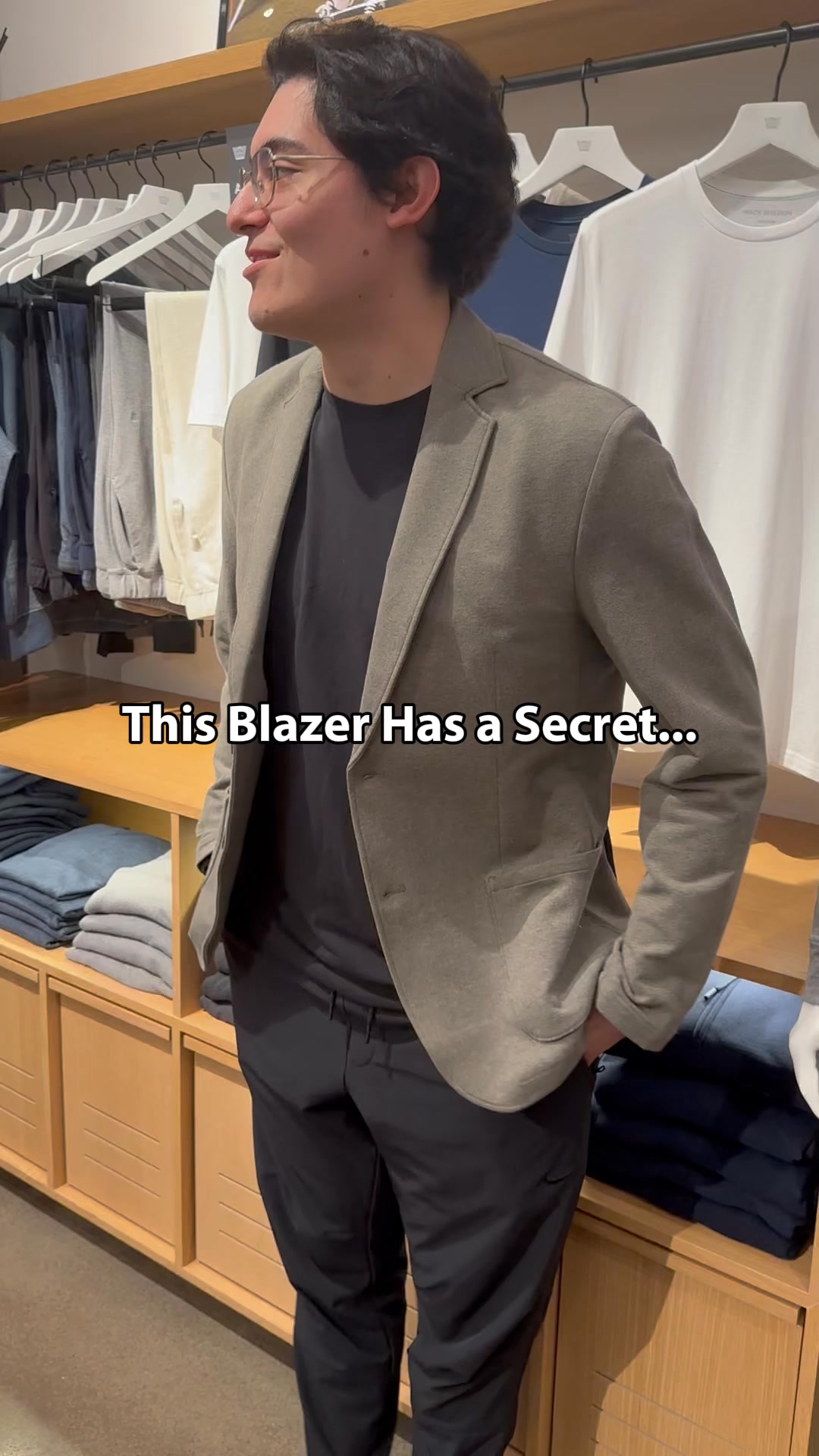 Finally, someone made a blazer that’s as soft as your favorite sweatshirt. (That someone is us.)