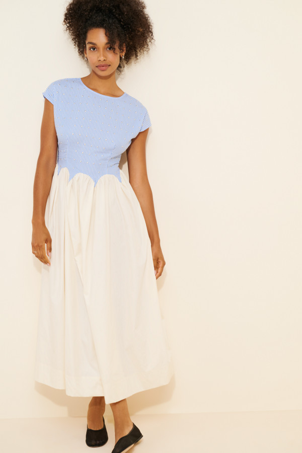 Flowy spring dresses in bright prints + soft silhouettes. Rent any 6 styles for $98/mo from 100os of styles +100s of brands.