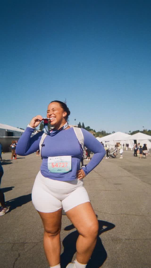 capturing race day with the girls on film 📷🧡