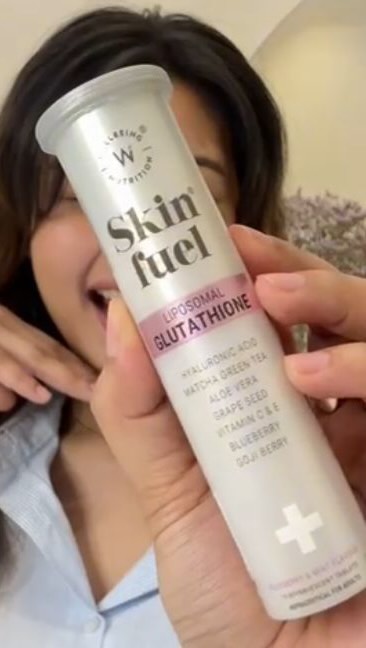 From dry cabin air to crazy sleep schedule, it’s safe to say that my skin goes THROUGH it when I travel. Until I found my daily glow ritual 💙

Just one tablet a day of Liposomal Glutathione Skin Fuel by @wellbeing.nutrit