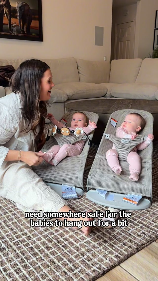 There are very few “containers” I actually use as a mom…the BabyBjörn Bouncer is one of them. And honestly I think that’s because it’s so simple. No plugs, no overwhelm, no bulky setup. Just a lightweight ergonomic spot 