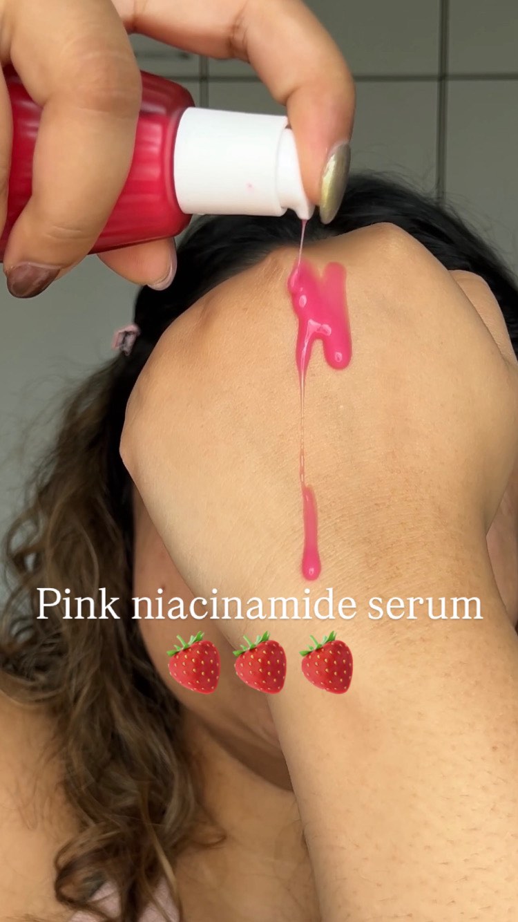 Pink niacinamide serum 😍🍓 

Product mentioned: Dot & Key Strawberry Bright 10% Niacinamide Face Serum

@dotandkey.skincare 

#dotandkey #dotandkeyskincare #niacinamideserum #pinkserum