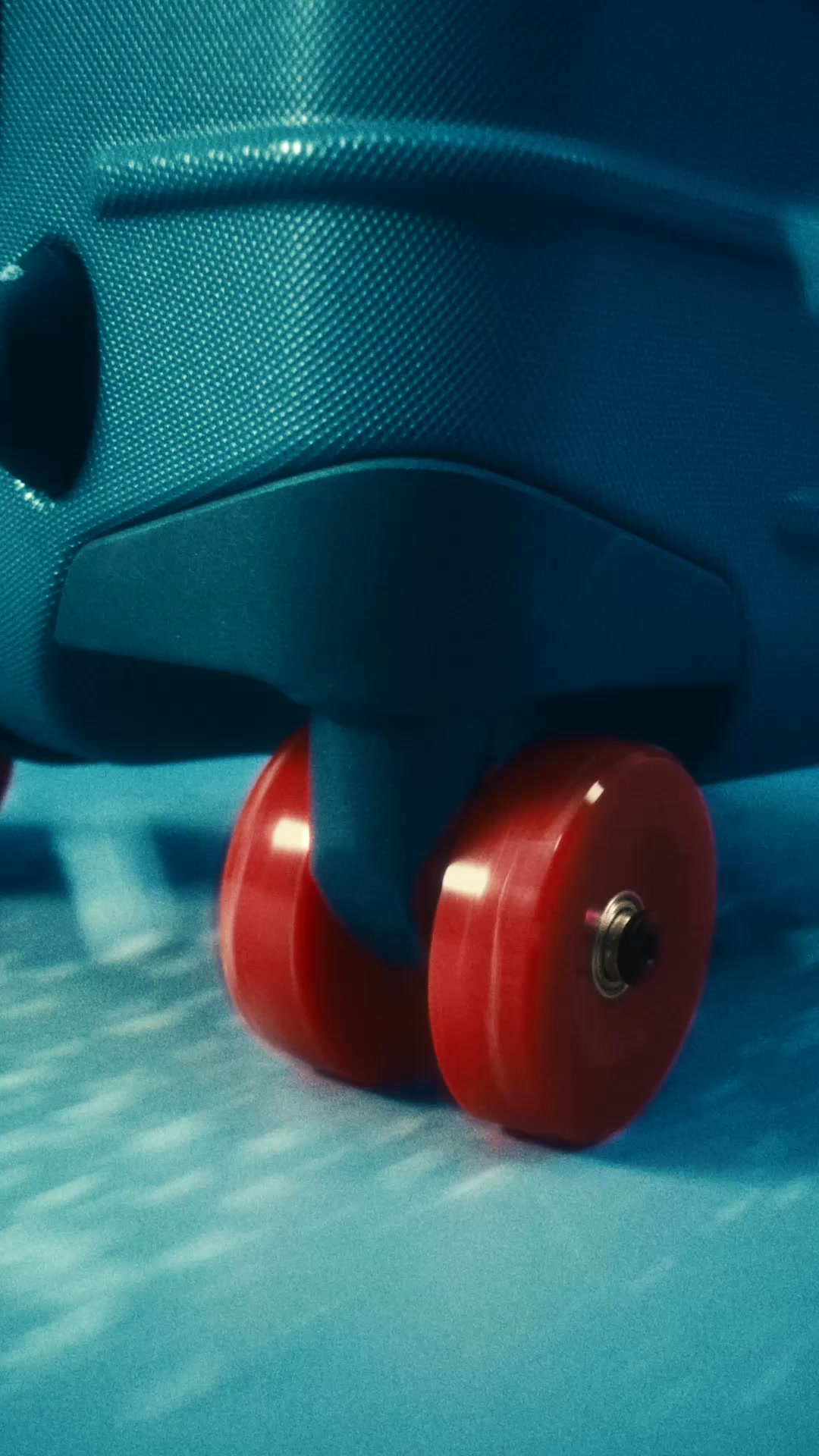 8 Wheels, 6 Colors