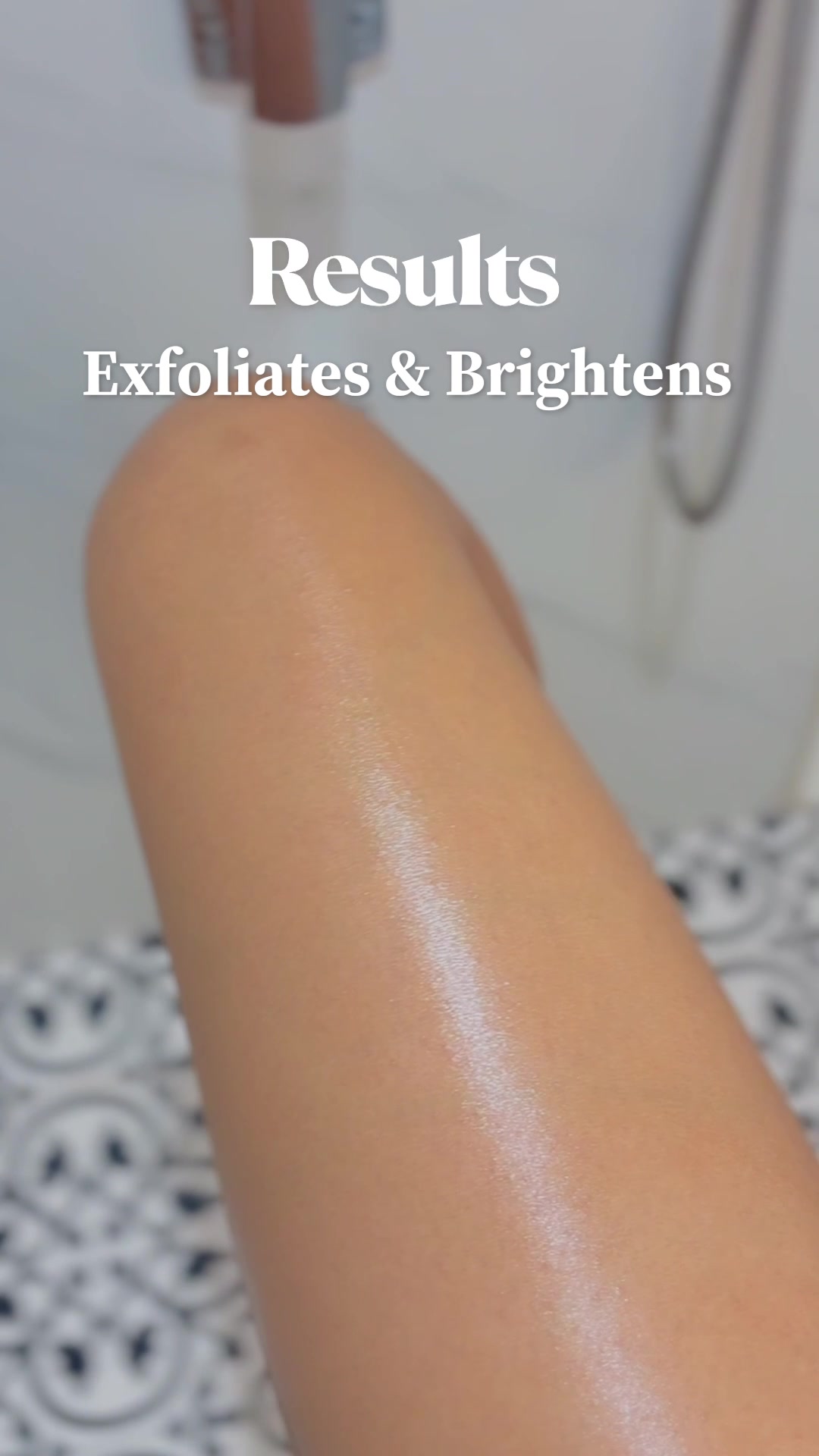 Body Tan? ☀️ No chance when you have 6% Brightening Actives Guava Tini Body Wash 
which deeply exfoliates & brightens skin with every use. 🧴🌟

Shop now 
#mCaffeine