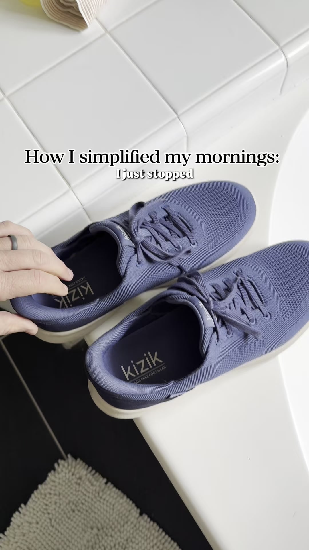 Most sneakers still make you stop, bend down, and waste time you don't have. Kizik Lima 2's are different — 
HandsFree Labs® technology lets you step in completely hands-free, no bending, no tying, no crushed heels. 
Lig