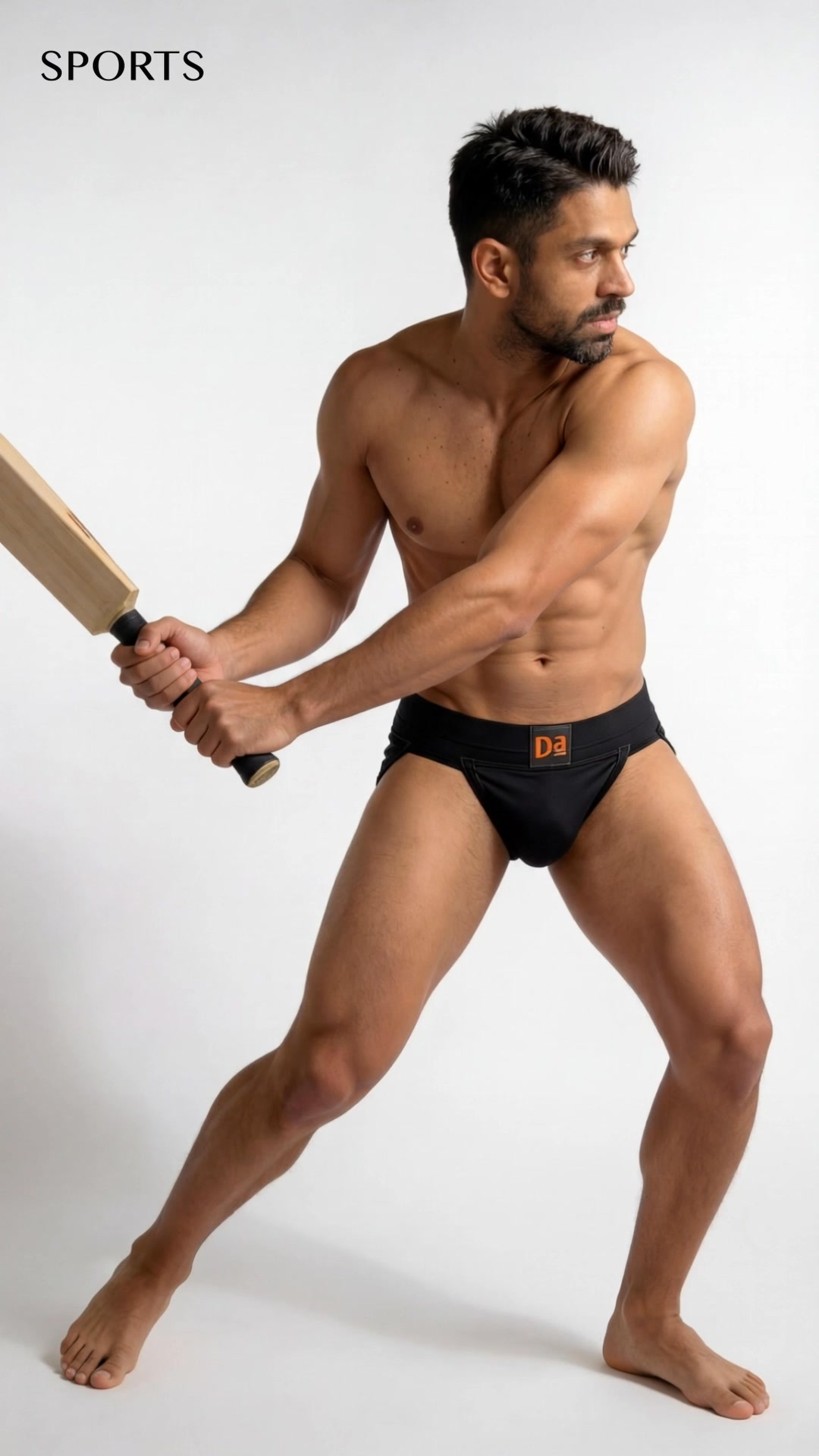 Serious training needs serious support.
Durable construction with adaptive stretch for multi-sport use.