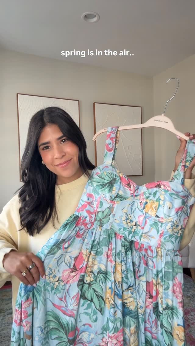 Dress season with @renttherunway #rtrpartner #rtrmuse 

.
.

#springdresses #dressseason #girlystyle 

Boston, spring outfit, spring style