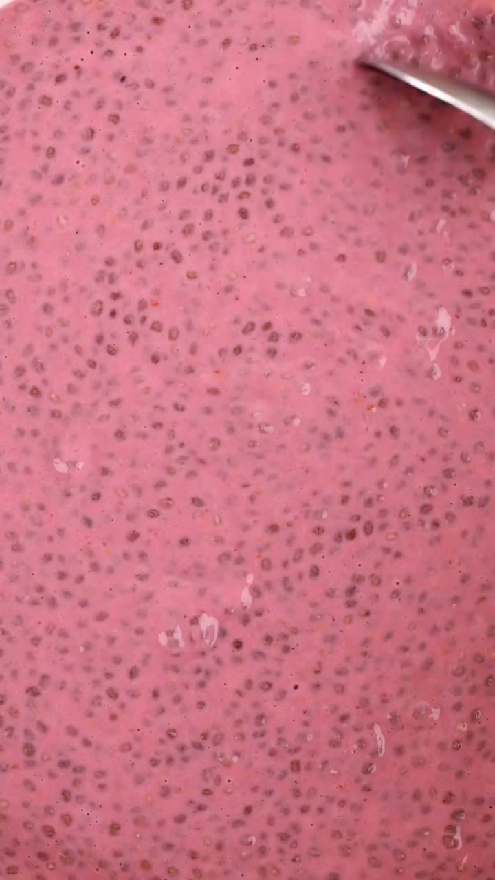 Strawberry Banana Naked Shake