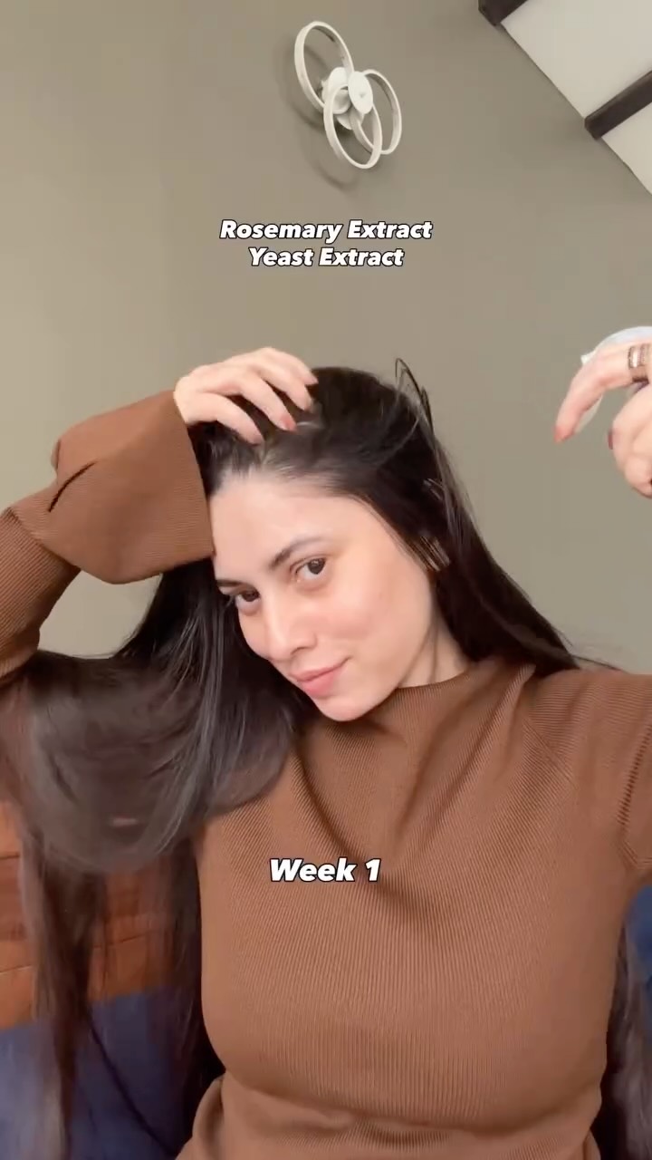 Comment “boost” 💌

Healthy hair doesn’t just depend on what you apply on the lengths - it starts at the scalp I’ve recently added this lightweight, non-sticky post-wash scalp spray to my routine and it’s been such an eas