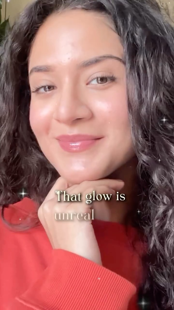 Before to after glow ✨
5 antioxidants working like magic on my skin. @consciouschemistindia 

#skin #glow #consciouschemist #skinhack #skingoals
