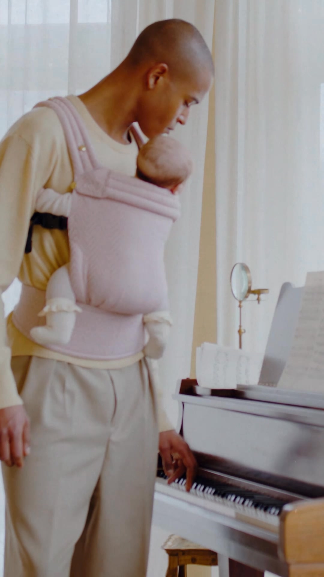 Zeitgeist Baby Carrier
