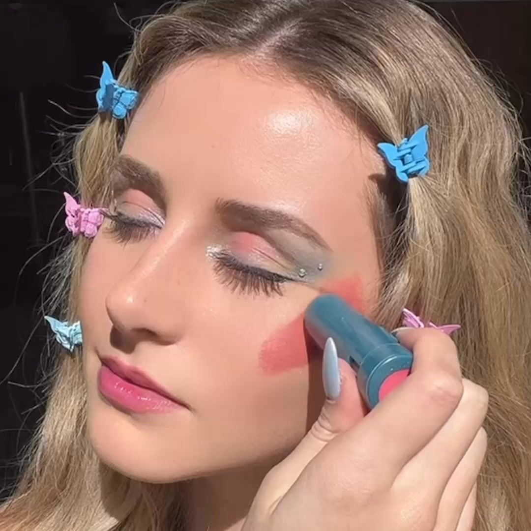 Sunscreen As Makeup This Festival Season
