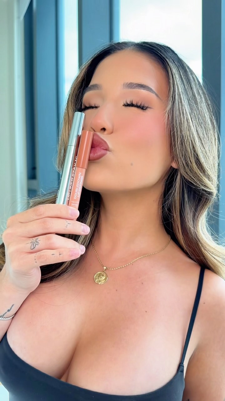 Doubling down on effortless lips this summer 💋☀️

Pairing the Lip STAY-N with the DoubleDown Lip Definer for a lip look that’s easy, defined, and lasts throughout the day.

@sacheubeauty #SACHEU #SACHEUpartner #lipcombo 