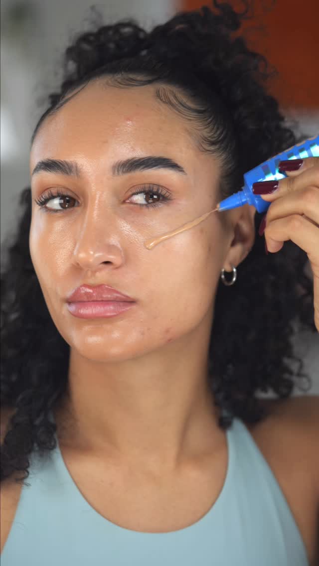 Y’all have seen me share @milkmakeup Hydro Grip line time and time again because SHE WORKS. They have added a new forever staple in my routine - the Hydro Grip Gel Concealer!!

I’ve nailed down the easiest 4-step glass s