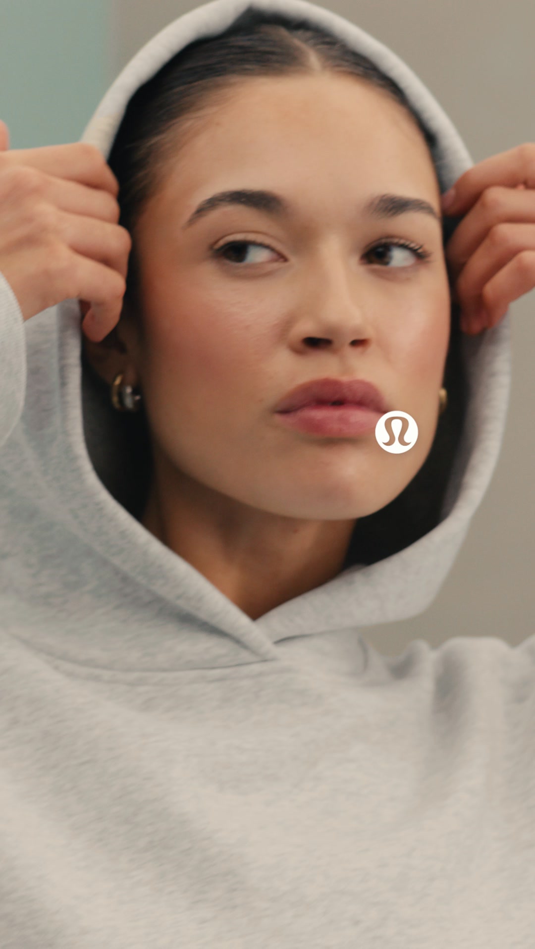A favourite from our men’s line, reimagined in a women’s silhouette—made for gentle recovery after tough sets.
