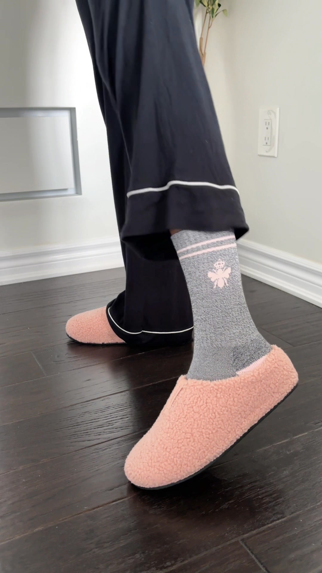 Cozy just got even cozier with the Bombas Sunday Slipper.
