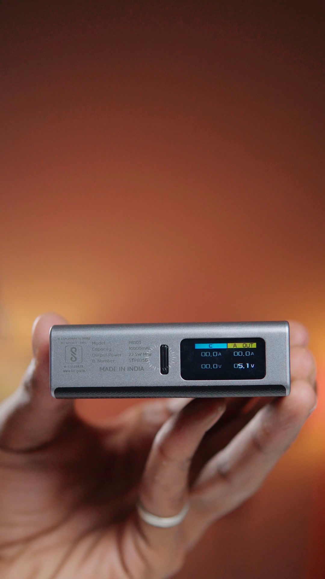 22.5 W Fast-Charge Power Bank