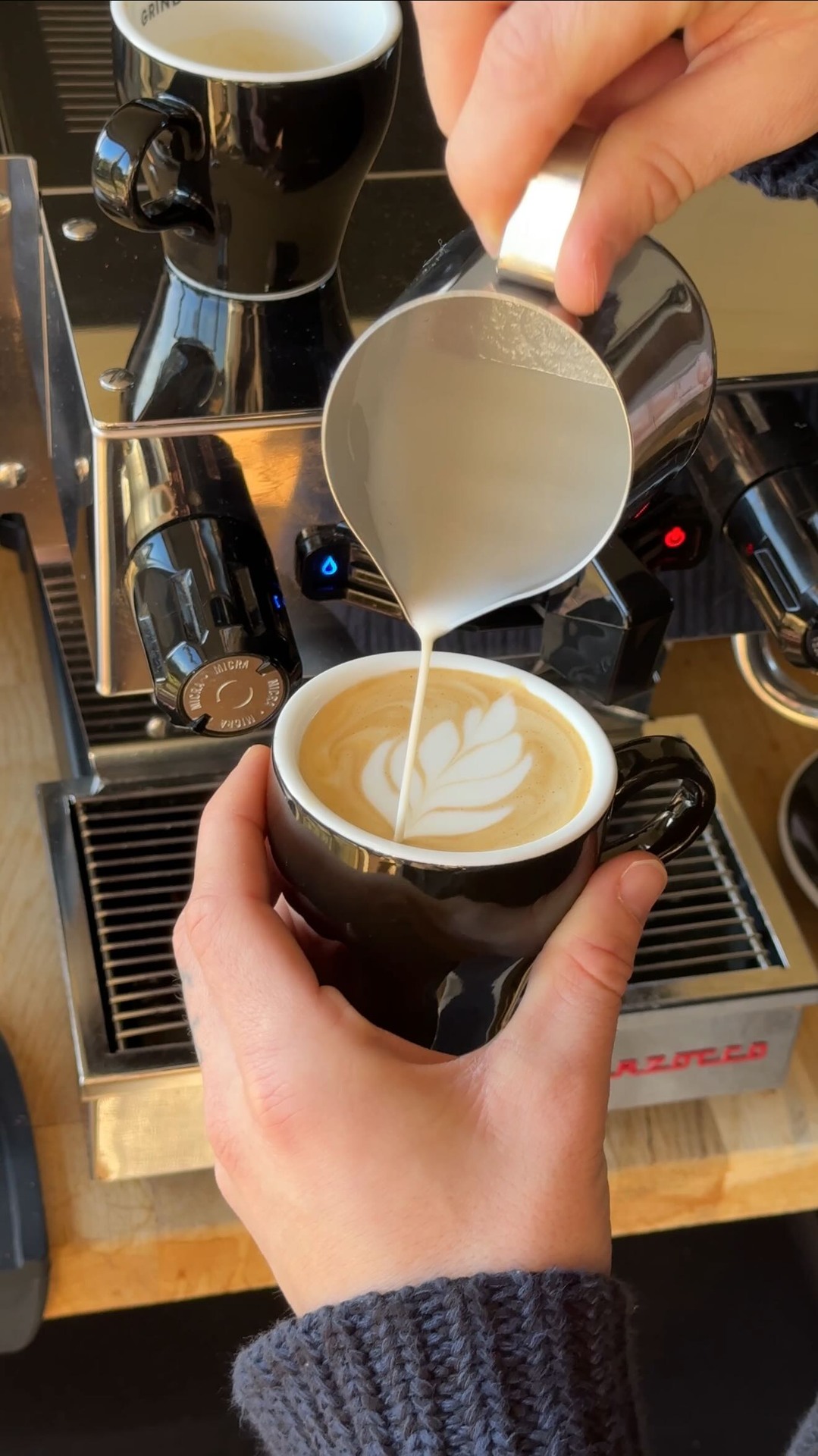 Life’s too short for bad coffee, especially in your own home! But you don’t have to settle for less with @grind ☕️ you can brew barista style coffee at home with no compromise using their speciality-grade coffee beans so