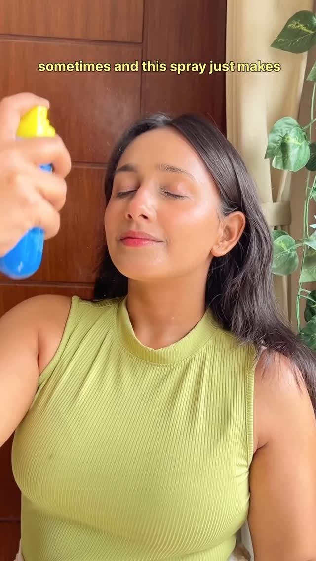 Not me restocking everything again because ₹699 skincare is too good to miss 😭💧
The Aqualogica sale is live — go get your glow on and don’t forget to use my code FRESH ✨