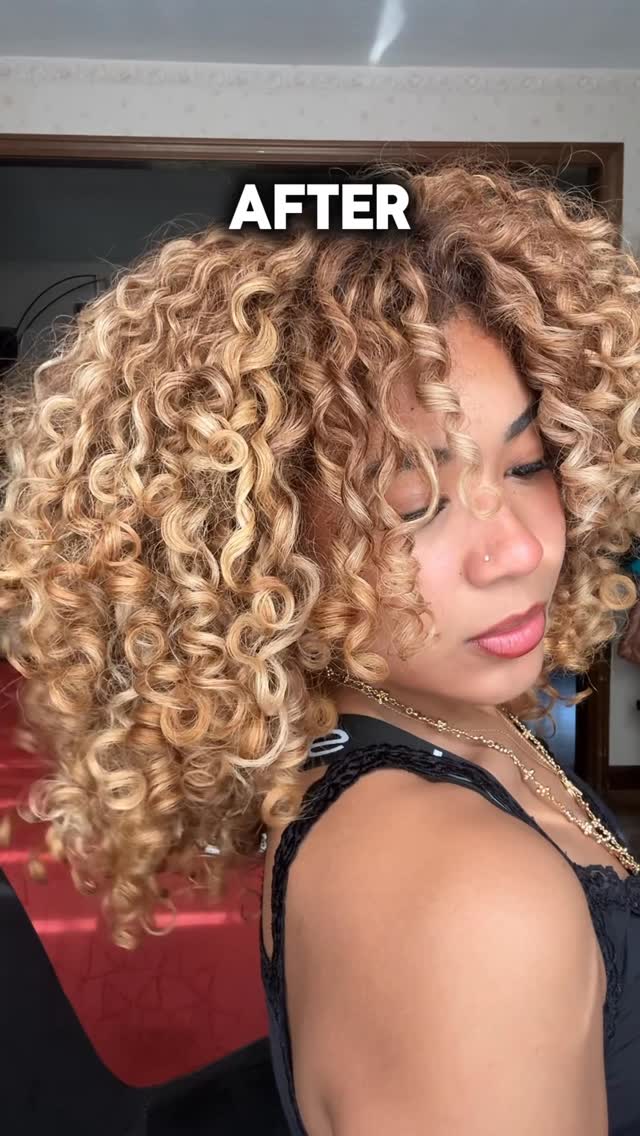 this new TripleBright purple shampoo from @k18hair has become my favvv💜can’t wait to keep using it on washdays for blonde like new🫶🏽 #k18results #k18partner #blondecurlyhair #curlyhairproducts #curls
