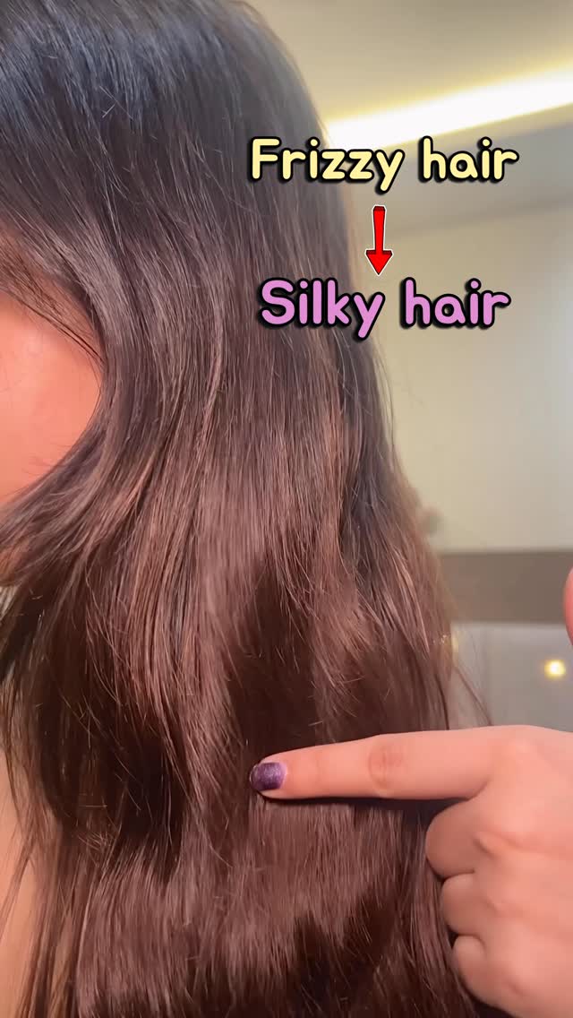 Affordable shampoo that actually smoothens my frizz ✨🧴 @discover.pilgrim 
Comment for “link” 👇
Save & follow for more haircare finds ✨
.
.
🏷️ hair care, glossy hair, shiny hair, smooth hair, frizzy hair solution, frizz c