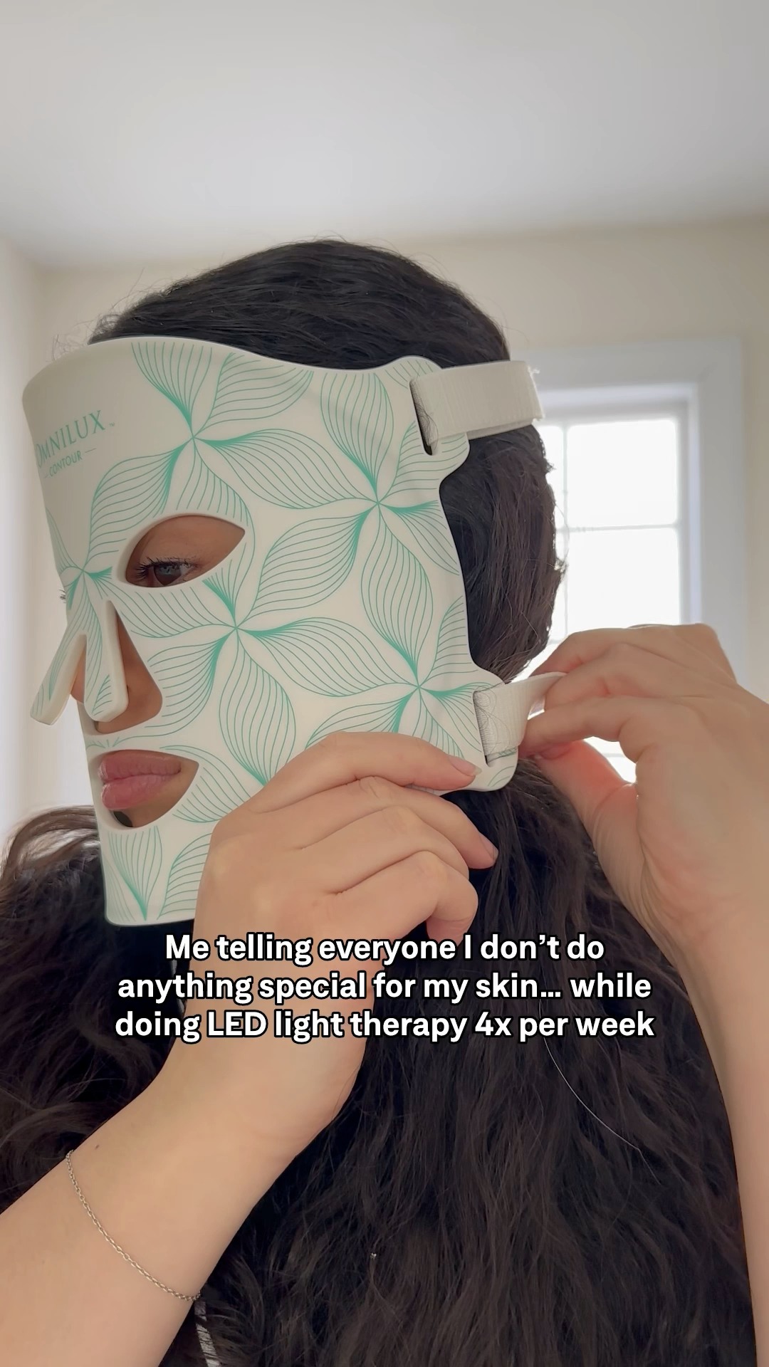 Just a casual skincare routine... that includes Omnilux LED light therapy treatments 🤭
