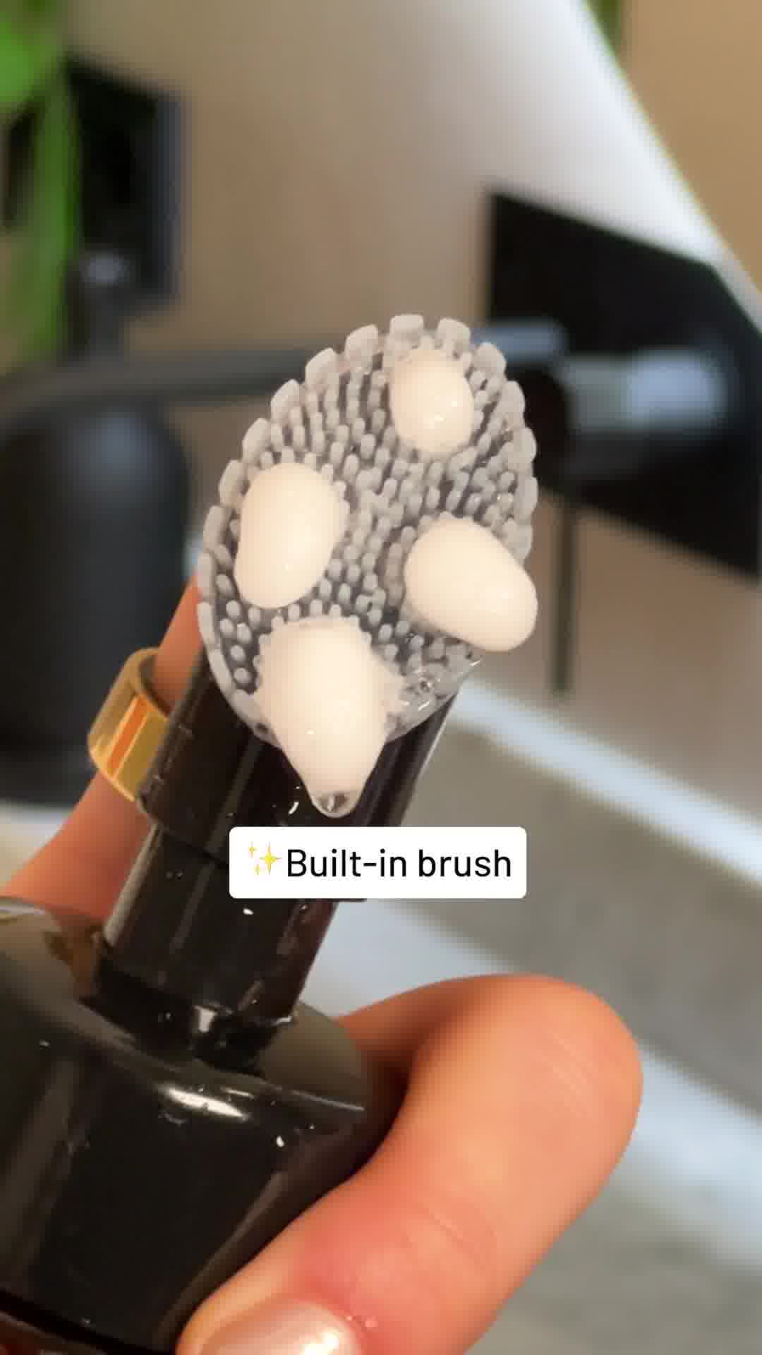 The Skincare Hack Everyone’s Talking About 💡🧼

This Vitamin C foaming face wash isn’t just effective — it’s a full skincare hack 💁‍♀️. Foam + built-in brush = deep clean + glow ✨, all in one step. Try it once and you’ll 